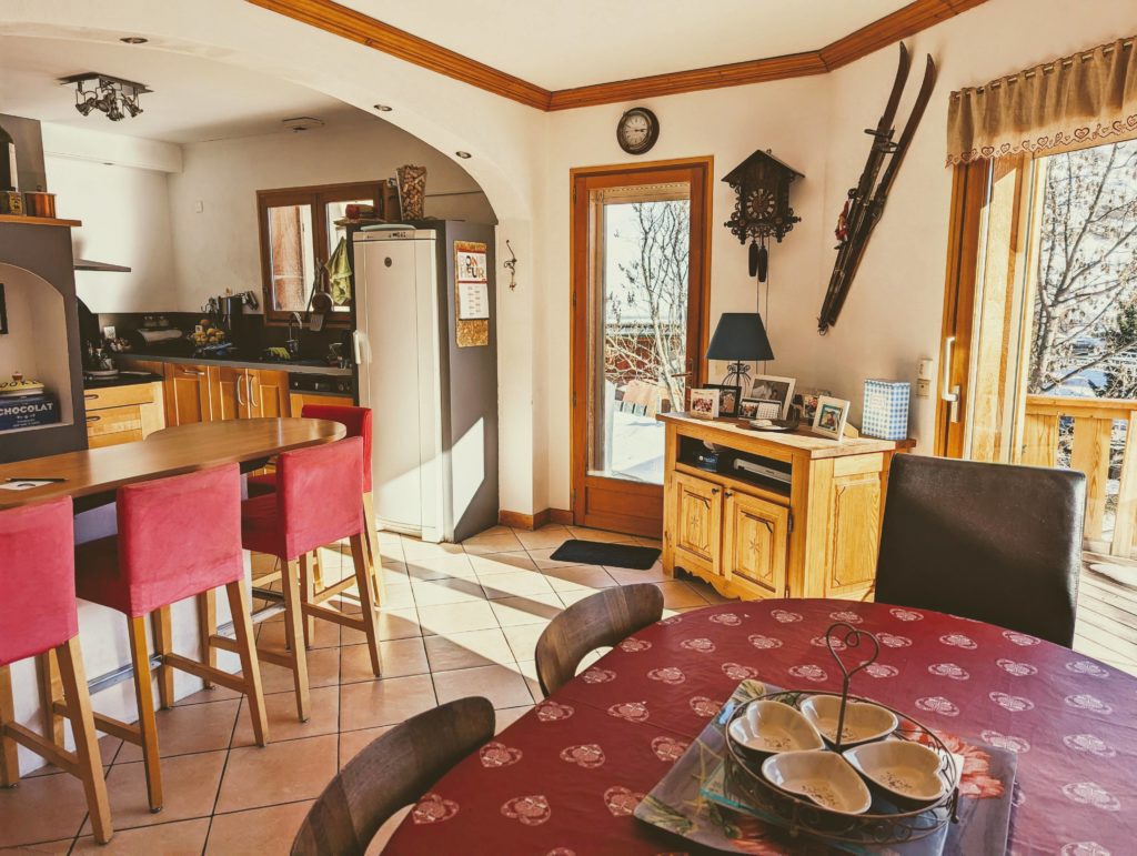 Living area chalet alp