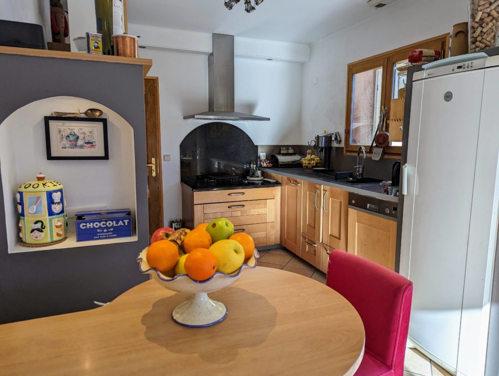 Kitchen area chalet alp
